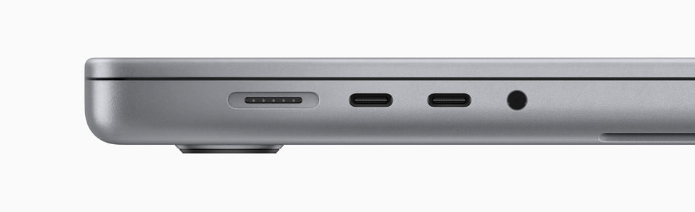 M2 MacBook Pro 16” Ports - Left