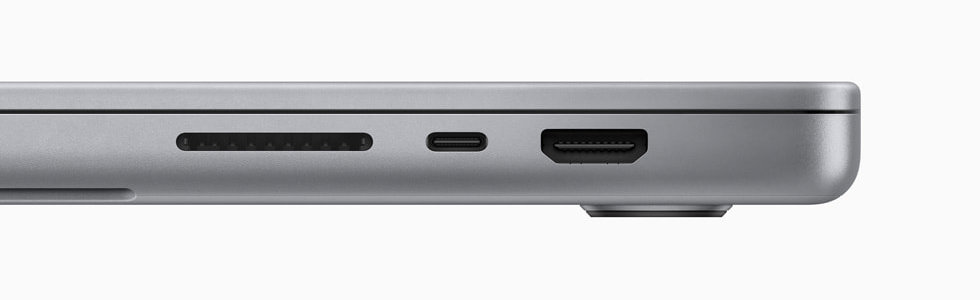 M2 MacBook Pro 16” Ports - Right