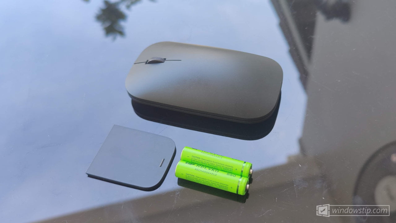 How to replace Microsoft Designer Bluetooth Mouse batteries